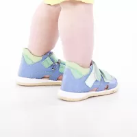 Антиварусная детская обувь (при косолапии)