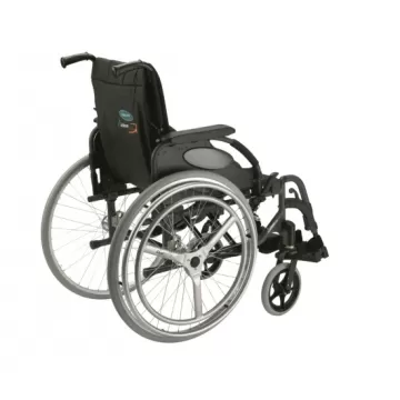Инвалидная коляска для управления одной рукой Action 3 NG Invacare 